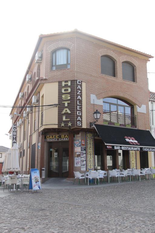 Hostal Cazalegas Exterior photo